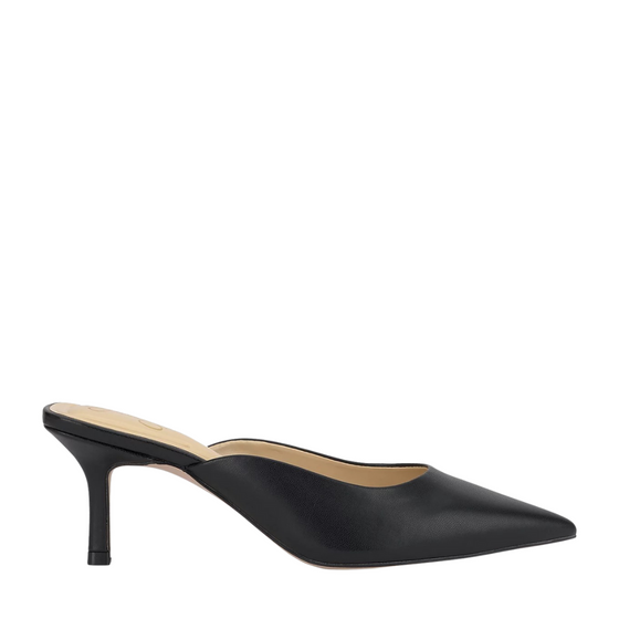 Belvaen in Black