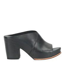  Stowe in Black