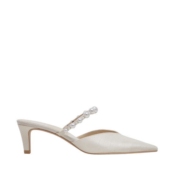 Kanika in Pearl