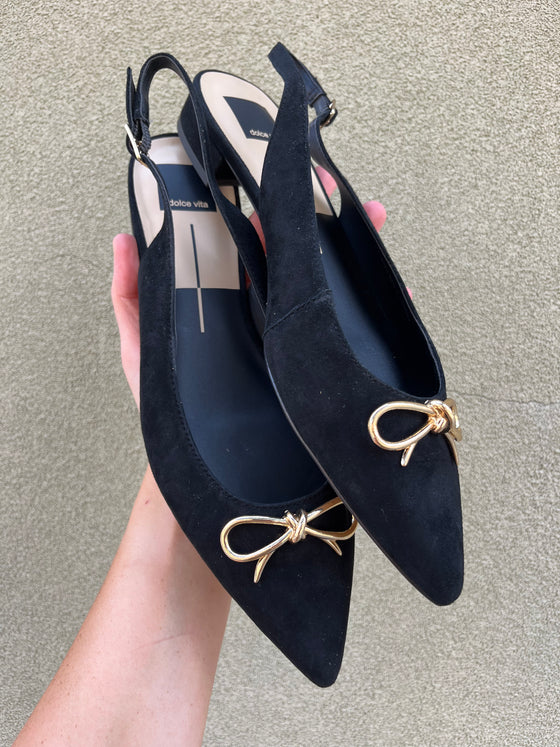 Obella in Black