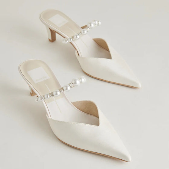 Kanika in Pearl