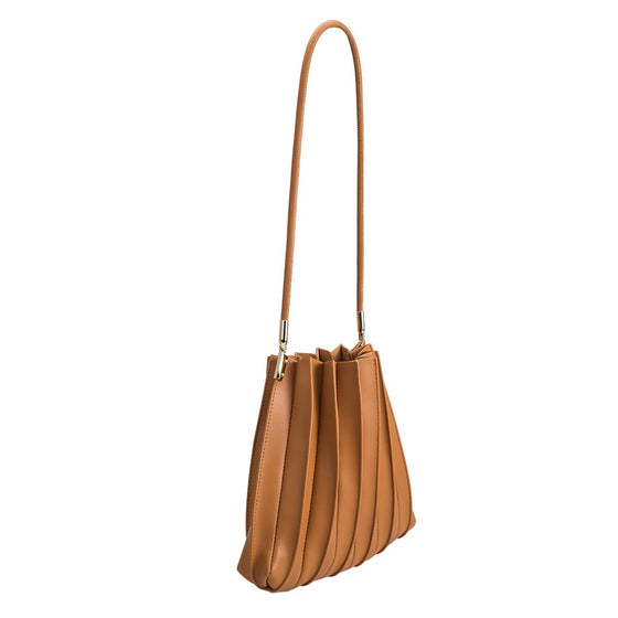 Carrie in Tan