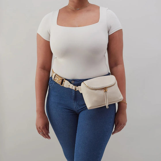 Fern Large Belt Bag in Birch