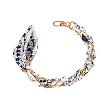  Gemelli - Gold Phone Chain with Scarf Star and Heart - Short: White